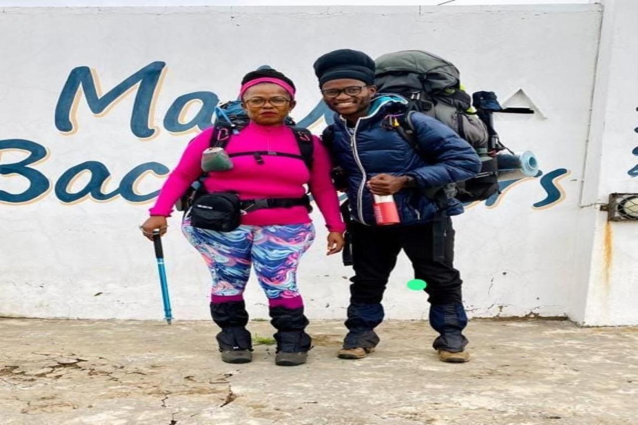 Отель Maluti Backpackers Phuthaditjhaba Экстерьер фото