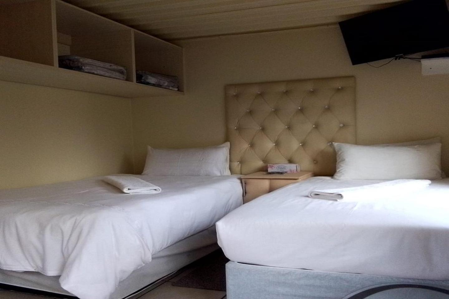 Отель Maluti Backpackers Phuthaditjhaba Экстерьер фото